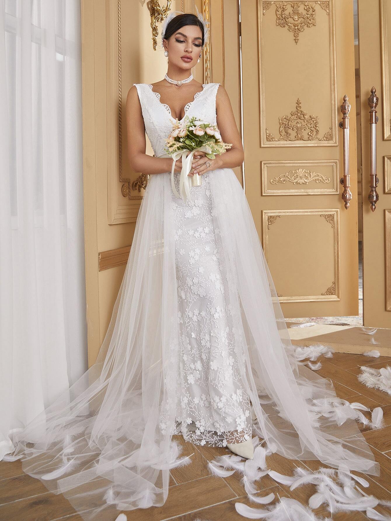 Yisikado Contrast Mesh Lace Trim Floor Length Wedding Dress-A084